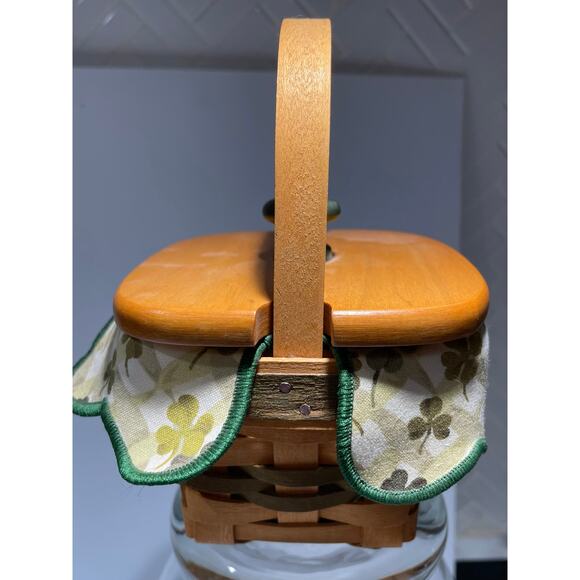 The Longaberger Basket 1999 St. Patrick's Lots of Luck Small Basket Lid Liners - Picture 4 of 10